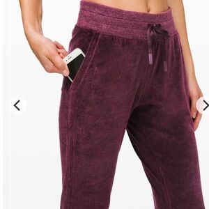 Lululemon Warm Down Jogger *Velour Heathered Arctic Plum Size 6 Vguc